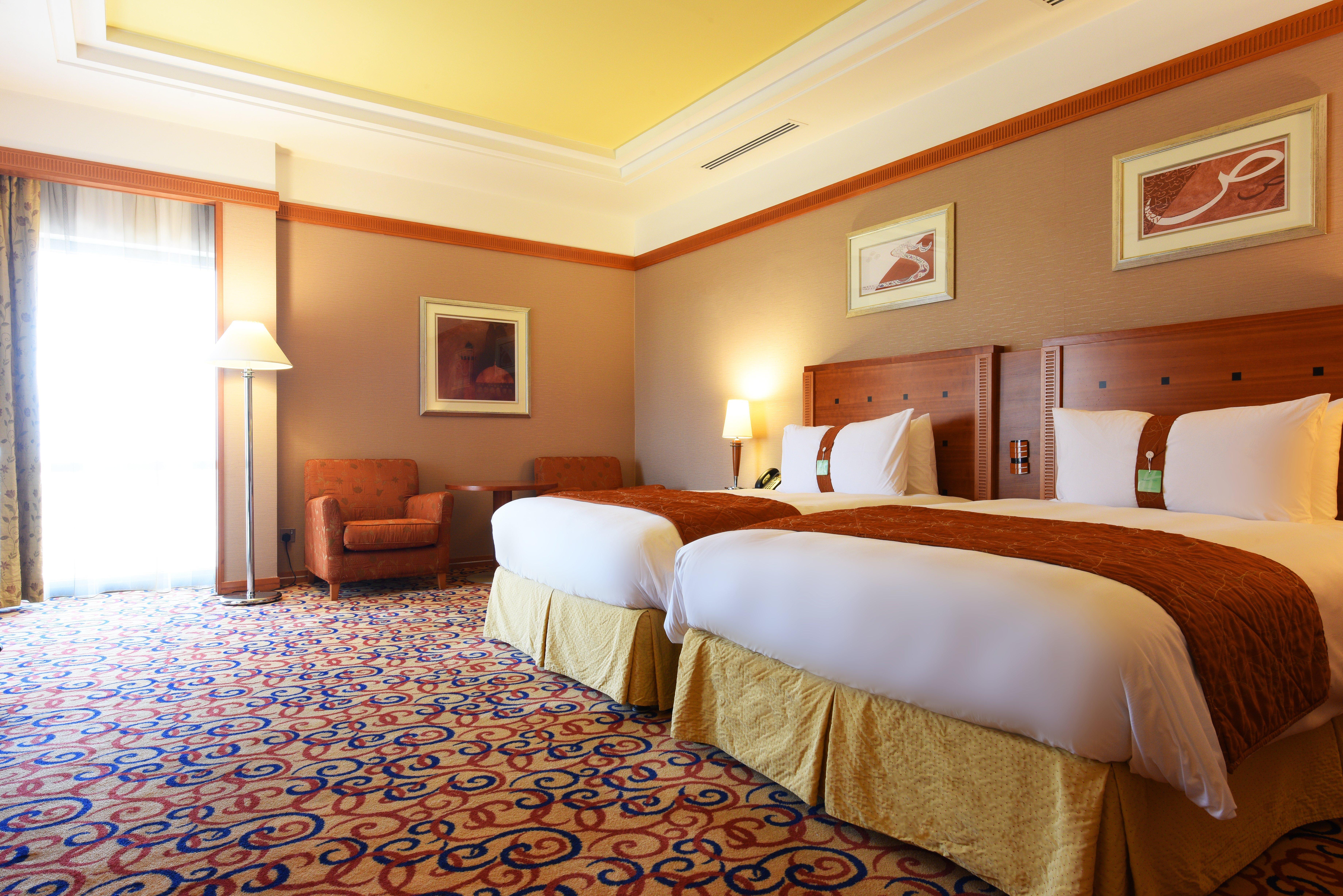 Holiday Inn - Suites Kuwait Salmiya By Ihg Кувейт Экстерьер фото