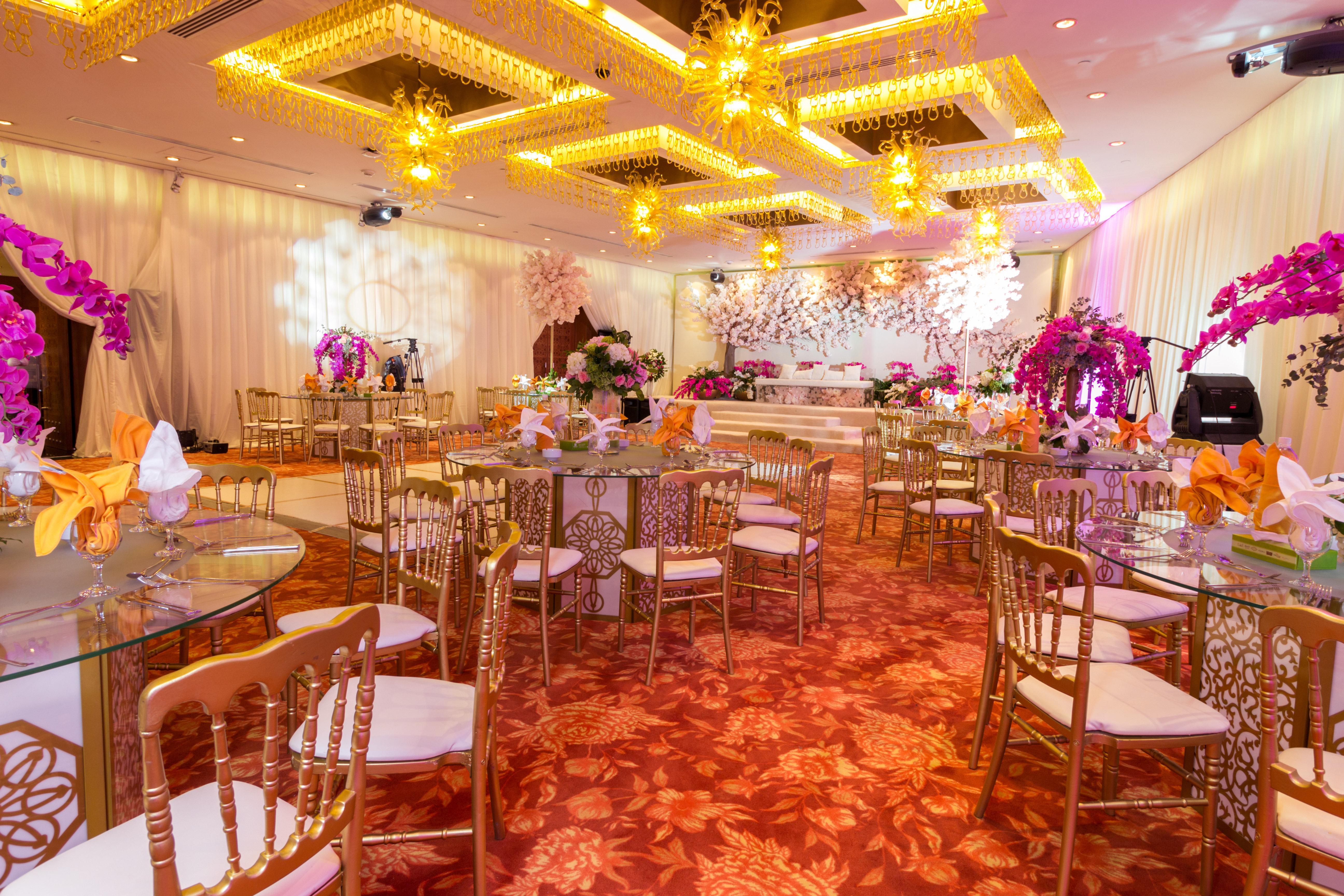 Holiday Inn - Suites Kuwait Salmiya By Ihg Кувейт Экстерьер фото